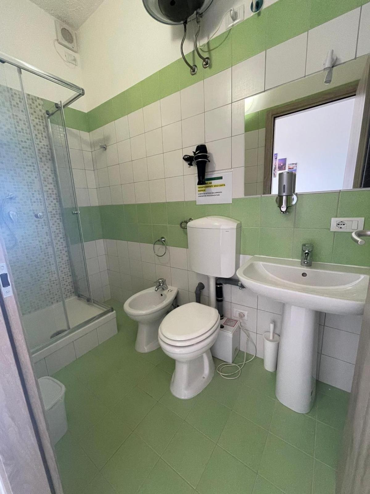 La Finestra Sul Mare B&B Crotone Exterior foto